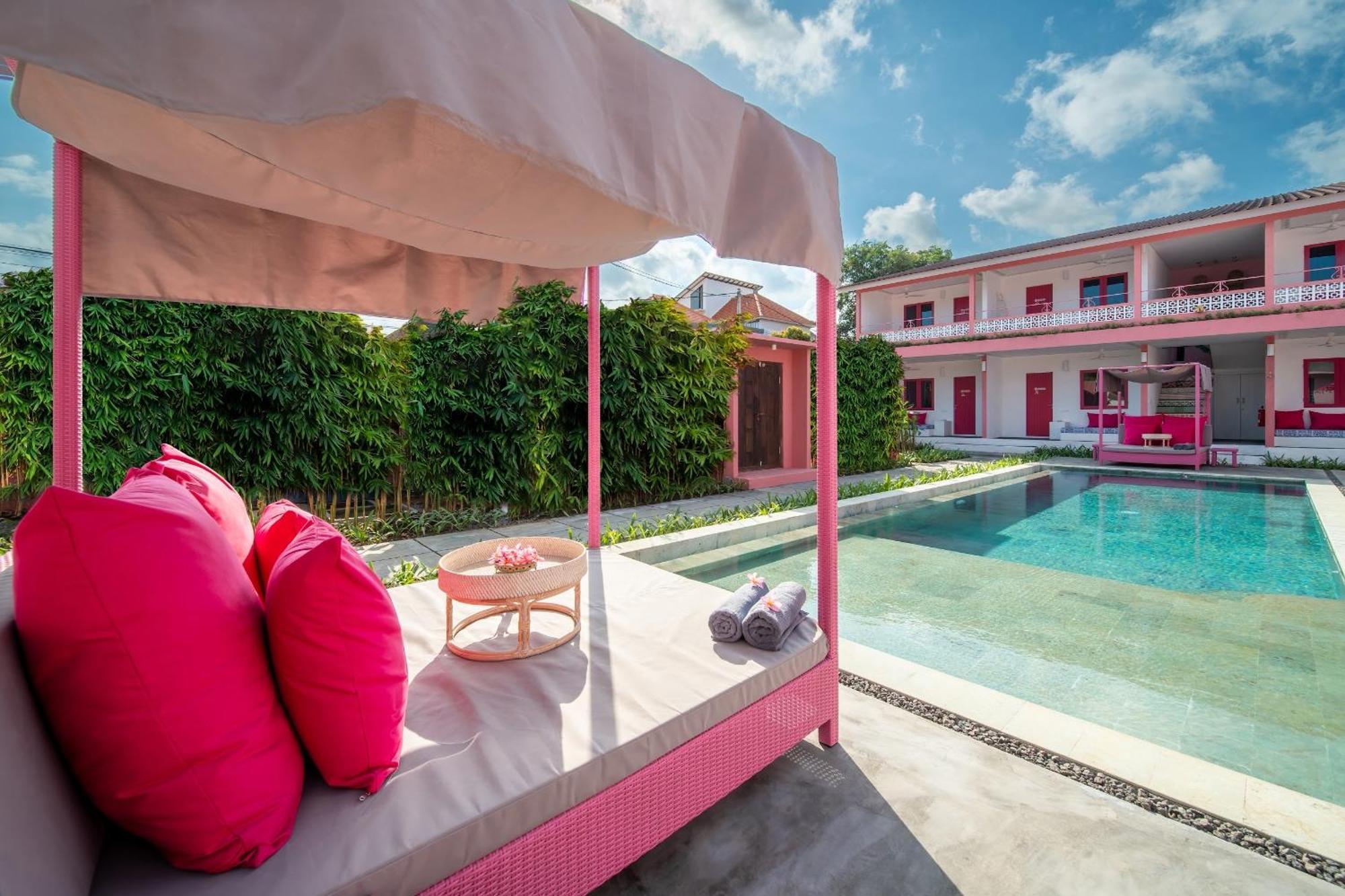 Pinkprivate Balangan - For Cool Adults Only Bed & Breakfast Jimbaran  Ngoại thất bức ảnh