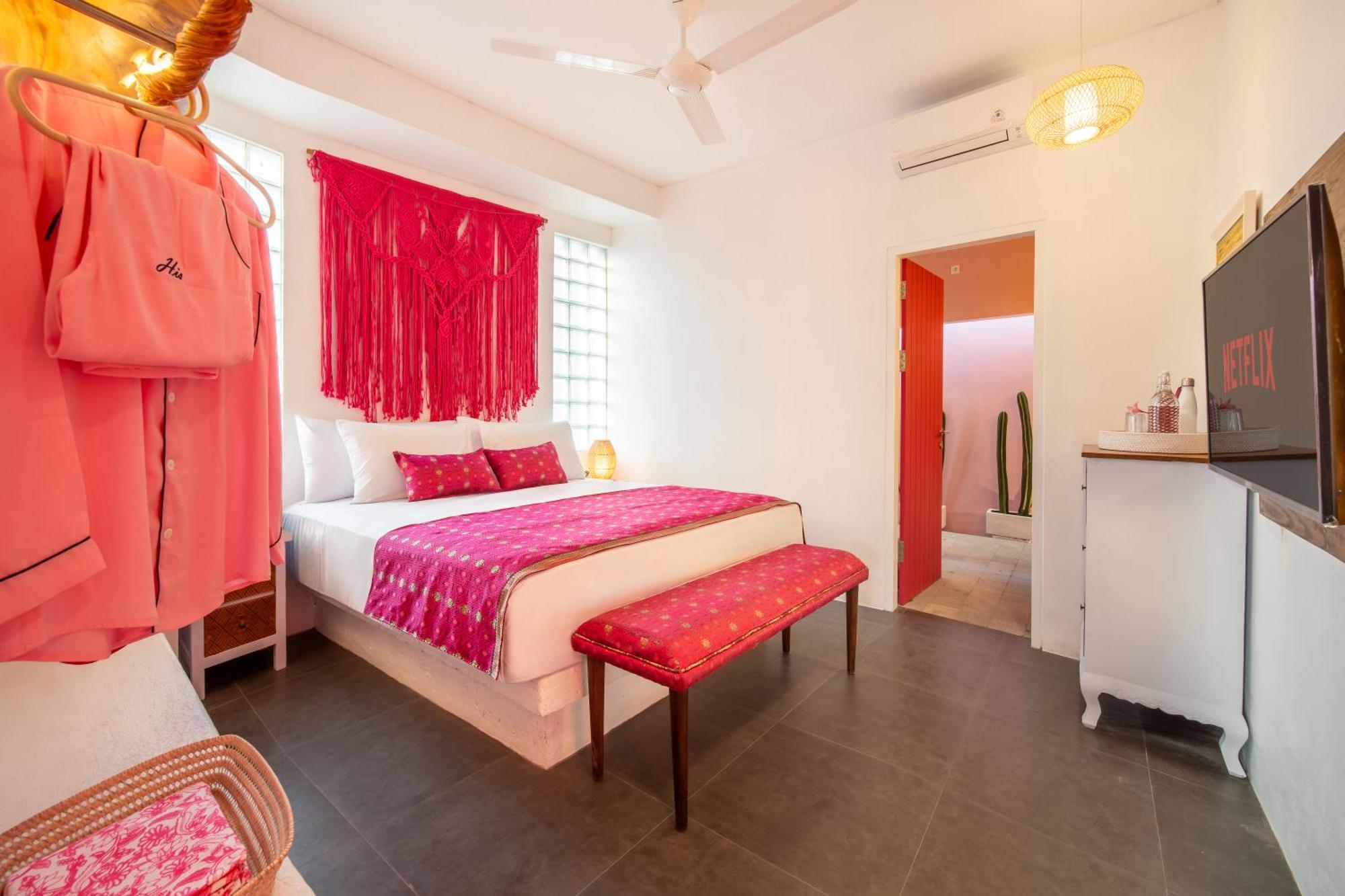 Pinkprivate Balangan - For Cool Adults Only Bed & Breakfast Jimbaran  Ngoại thất bức ảnh