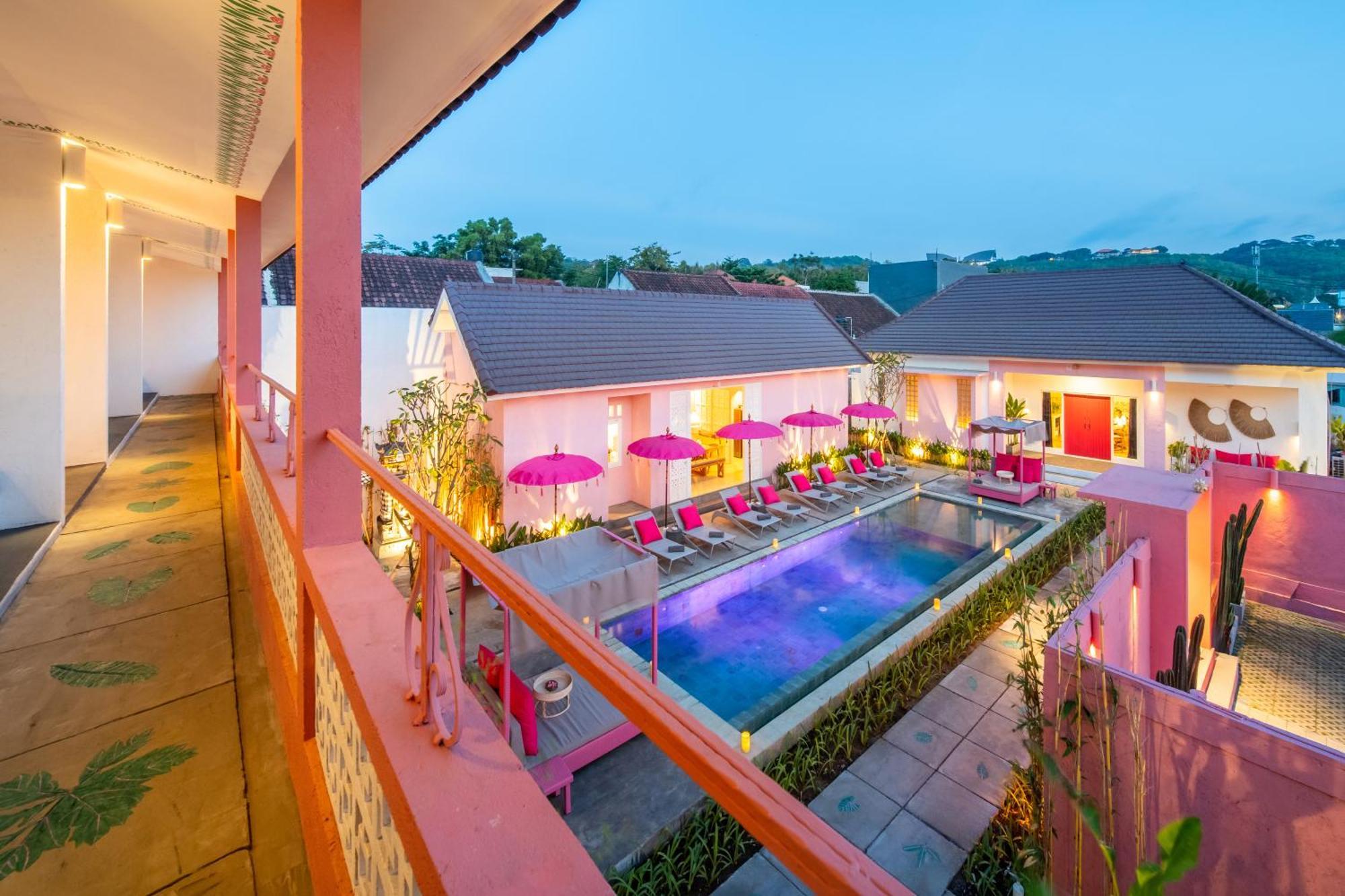 Pinkprivate Balangan - For Cool Adults Only Bed & Breakfast Jimbaran  Ngoại thất bức ảnh